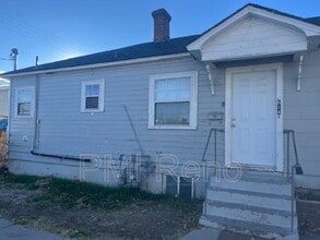 Building Photo - 614 Kuenzli St