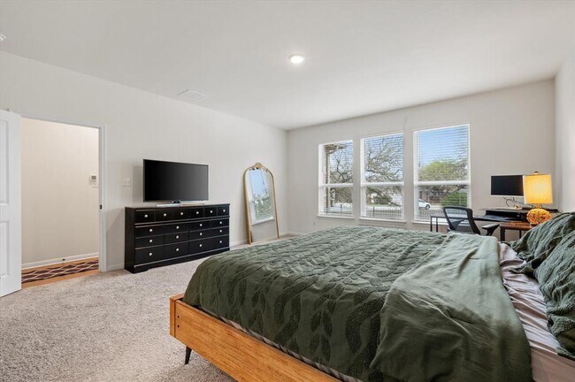 Building Photo - 111 Beryl Wy