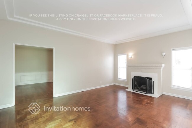 Building Photo - 9471 La Salle Ave