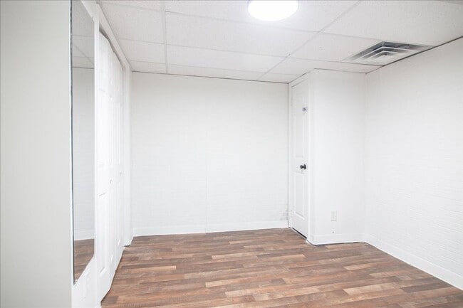 Building Photo - Newly Renovated 2/2 Duplex Unit Minutes From Decatur Square & Va Highlands!