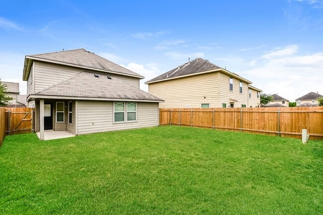 Building Photo - 19015 Dove Glen Dr