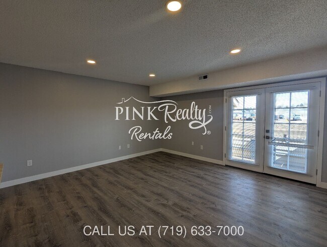 Building Photo - 4435 Hunting Meadows Cir