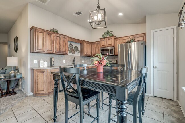 Building Photo - Deer Creek Schools