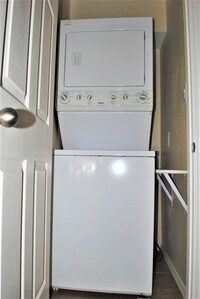 Building Photo - 3300 Bellefontaine