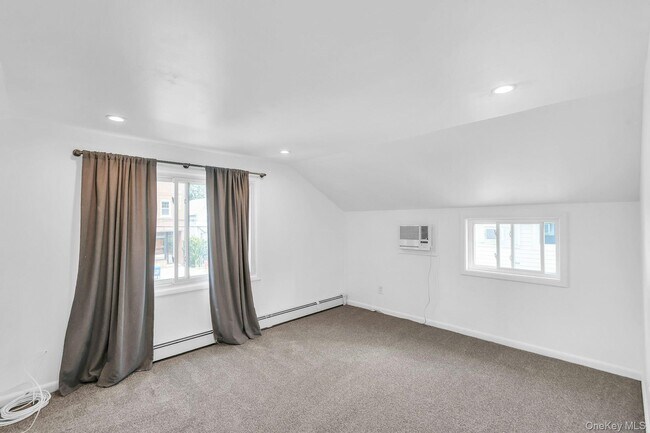 Building Photo - 36B Avenue A
