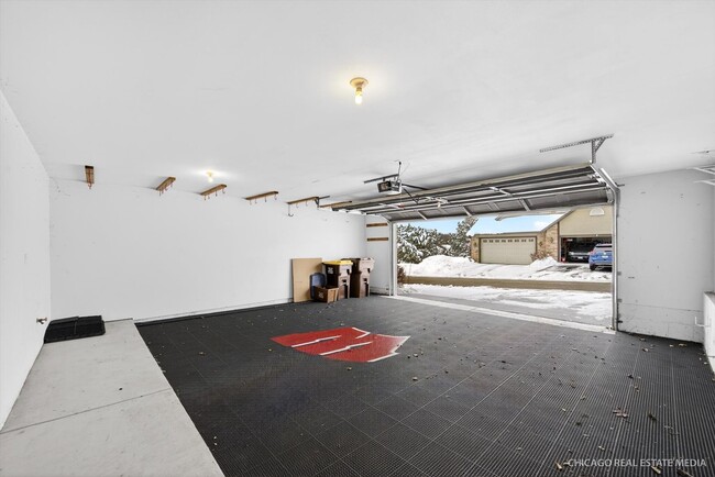 Building Photo - 4862 Snowcap Run