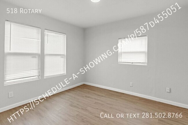 Building Photo - 518 Rotary-