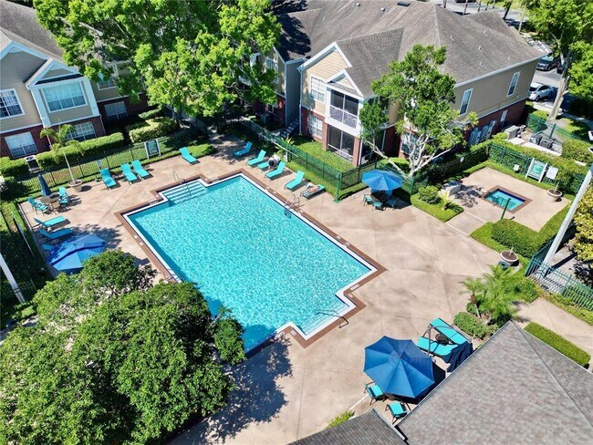 Building Photo - 13025 Mulberry Park Dr