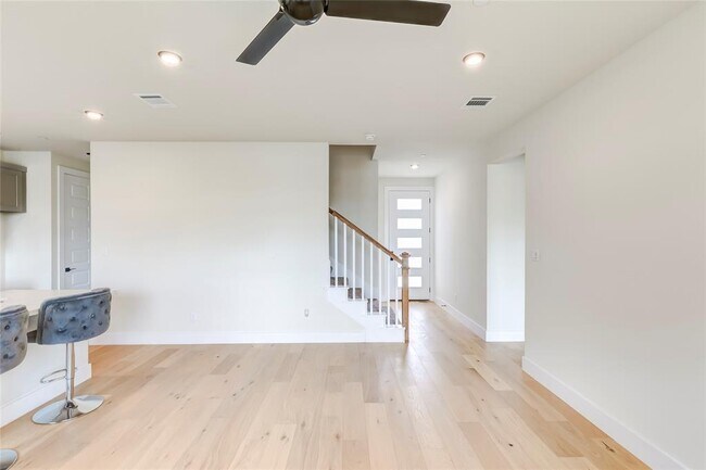 Building Photo - 2600 Gattis School Rd