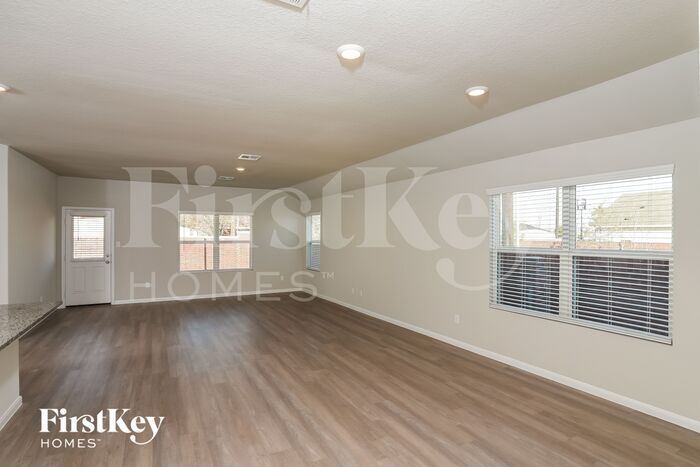 Building Photo - 1803 Morse Way