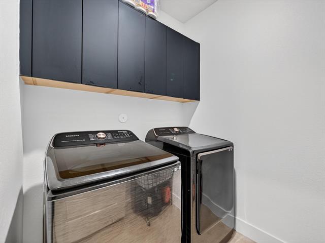 Building Photo - 1941 Glenmore Ave