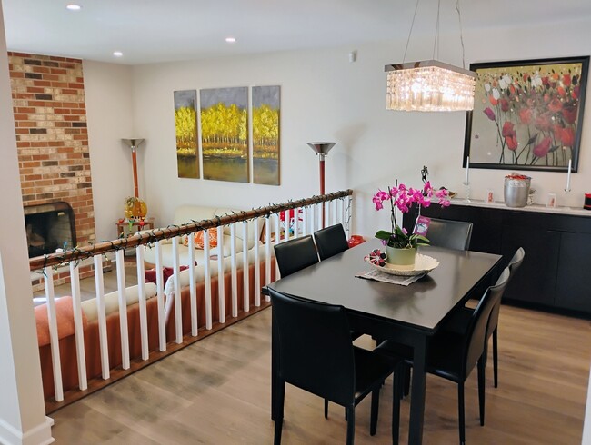 Building Photo - 3061 Pheasant Creek Dr