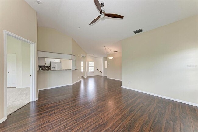 Building Photo - 803 Montrose Dr