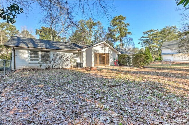 Building Photo - 465 Windsor Parkway