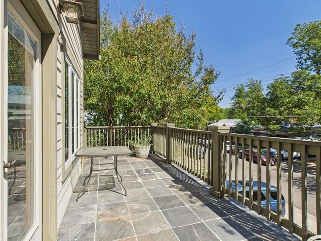 Building Photo - 4604 Avenue H