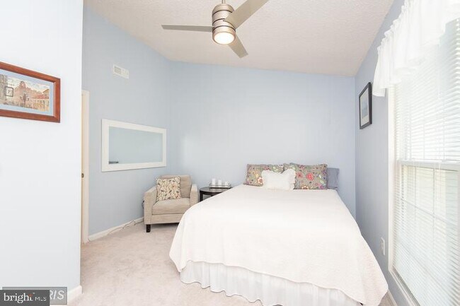 Building Photo - 3070 Madden Ct