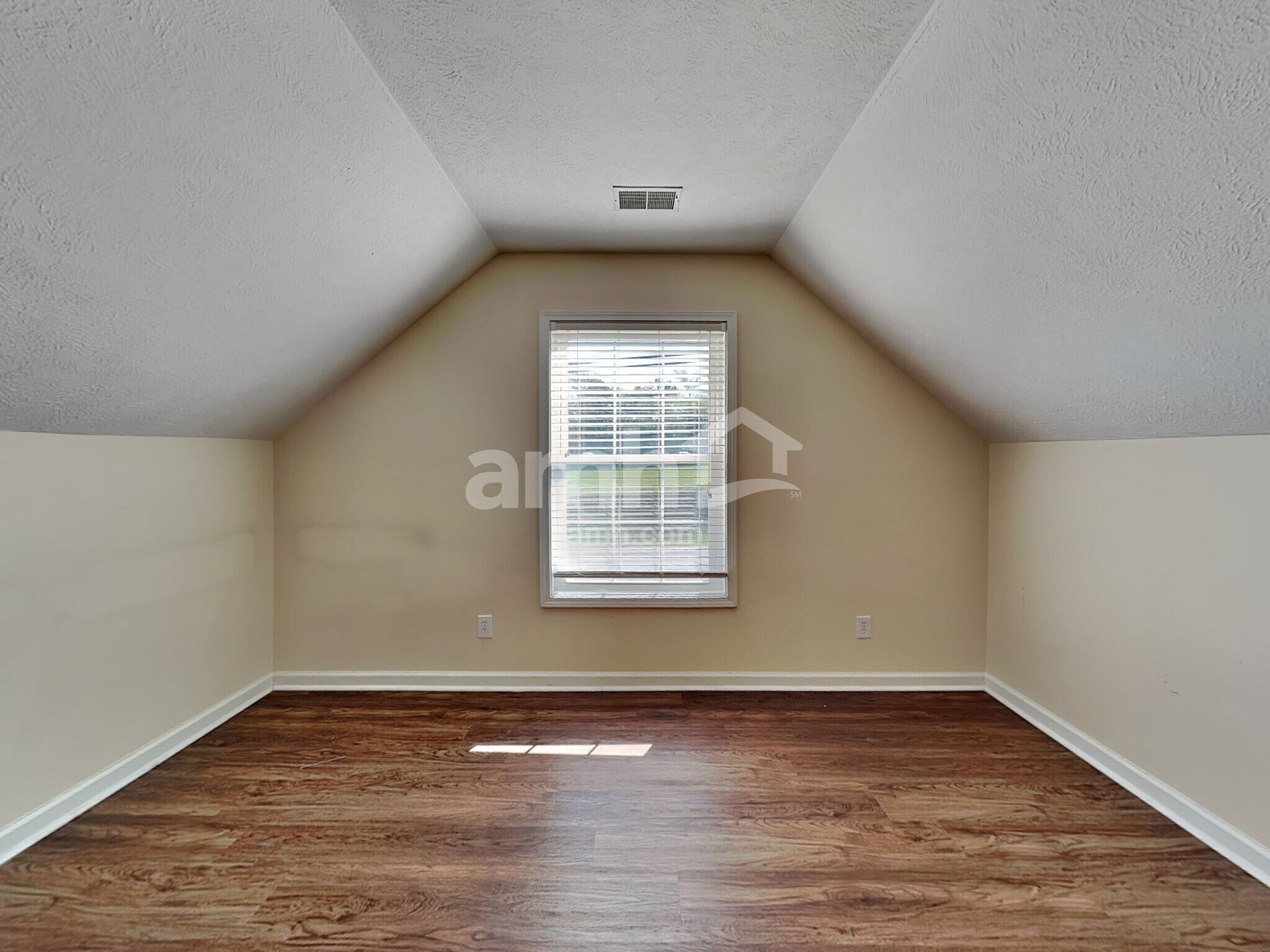 Building Photo - 633 Tylertown Rd