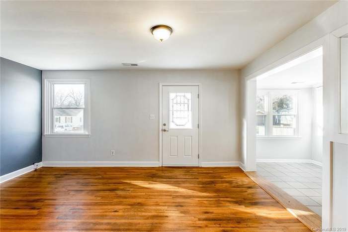 Building Photo - 1429 Winston Dr