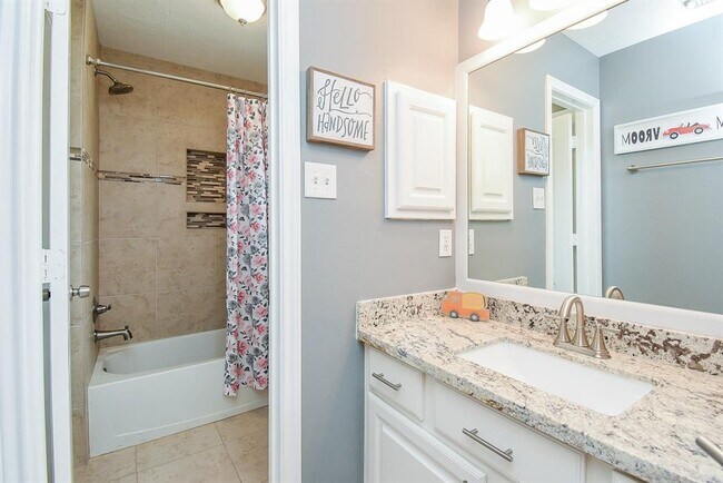 Building Photo - 4134 Starboard Shores Dr