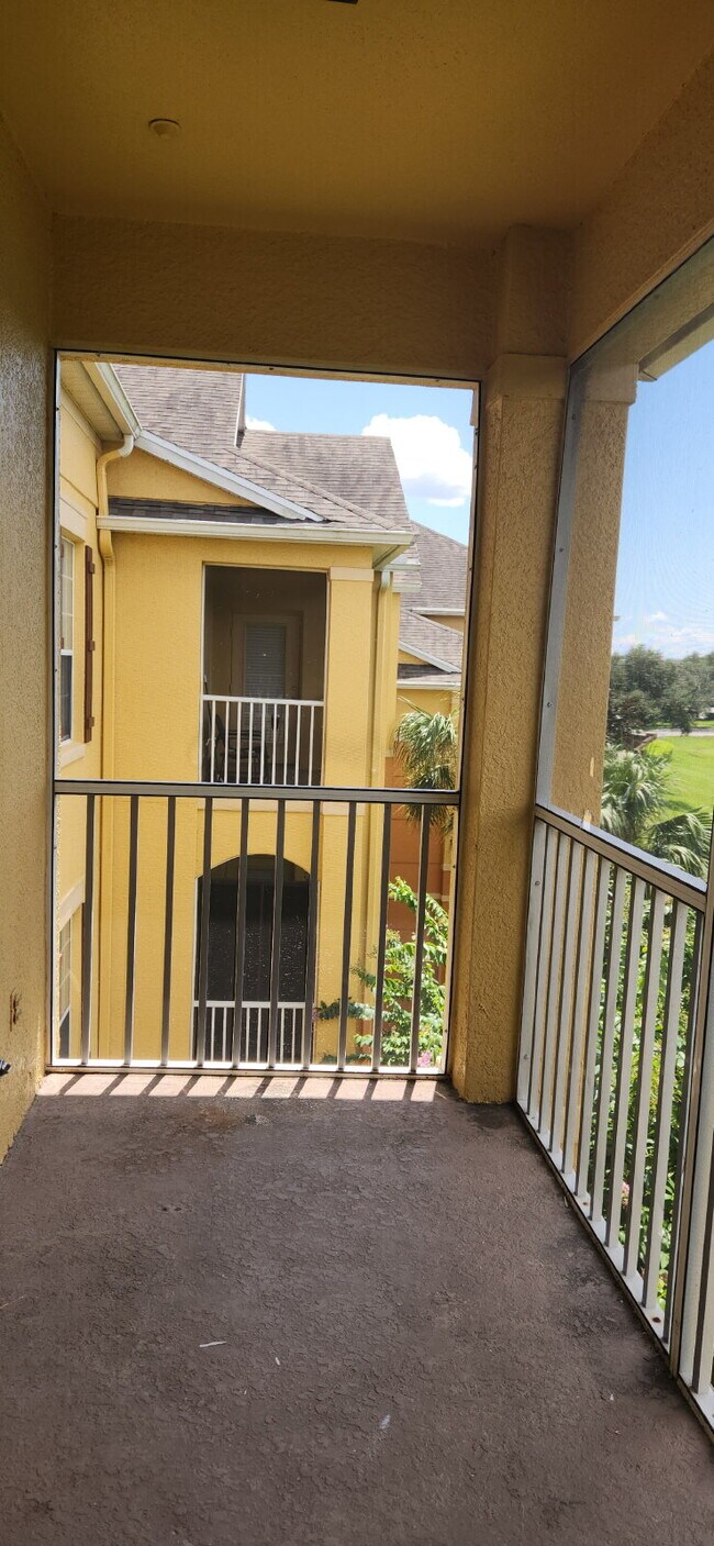 Building Photo - 3 bedroom condo in Horizons at Vista Lakes