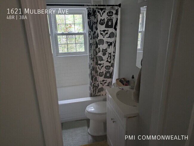 Building Photo - 1621 Mulberry Ave
