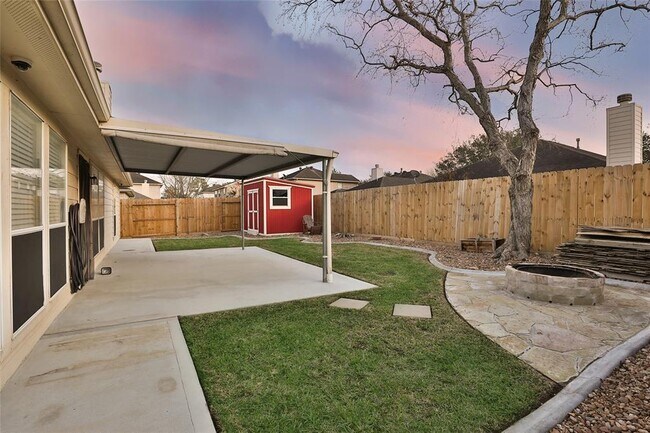 Building Photo - 19919 Upland Creek Dr