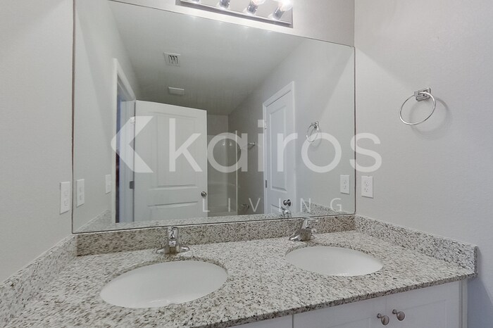 Building Photo - 18328 Gibraltar Ln