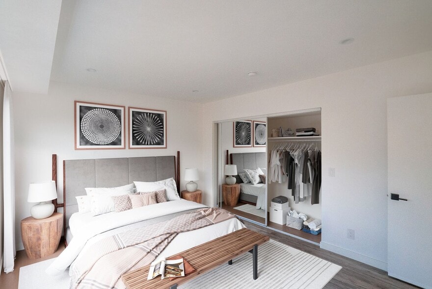 Interior Photo - 6133 Eleanor Ave