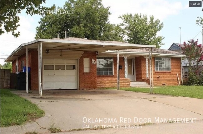 Building Photo - 2741 SW 54th Pl