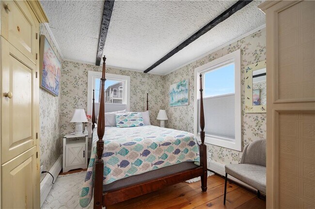 Building Photo - 28 Glenwood Ave