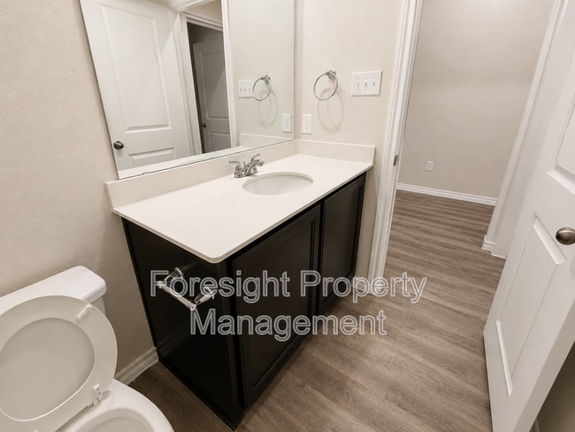 Building Photo - 538 Concho St