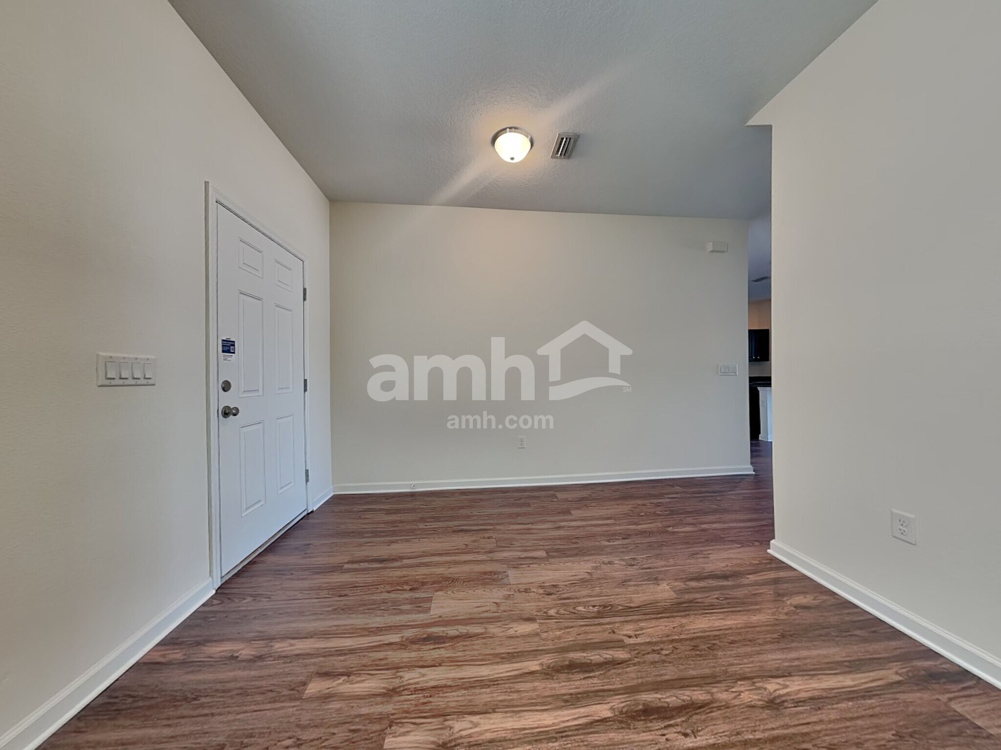 Building Photo - 8716 Layalie Way