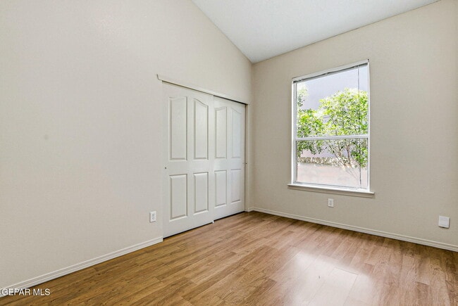 Building Photo - 1445 Paseo De Flor St
