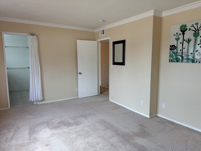 Master Bedroom - 509 W Duarte Rd