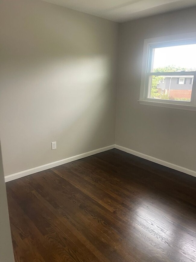 Building Photo - 4803 Paulson Dr