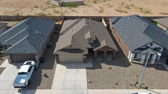 Building Photo - 1324 Mayberry St
