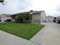 Building Photo - **Available NOW in Whittier!**