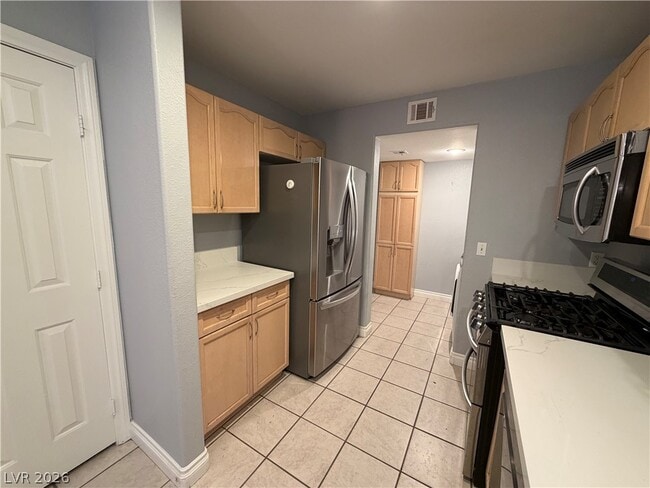 Building Photo - 9648 Silver City Dr