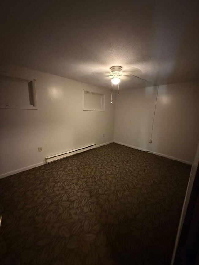 Building Photo - 2 Bedroom | 2 Bathroom Rear Apartment - Open-Concept Layout