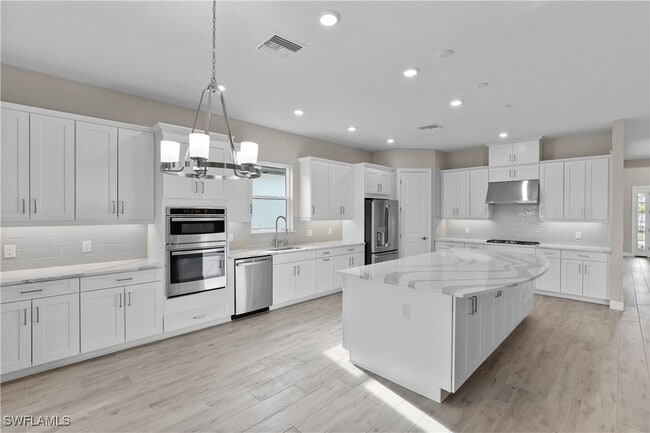 Building Photo - 15492 Rio Ponace Ct