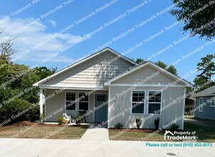Building Photo - 109 Avondale Ave