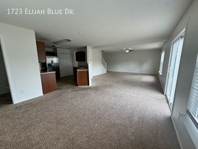 Building Photo - 1723 Elijah Blue Dr