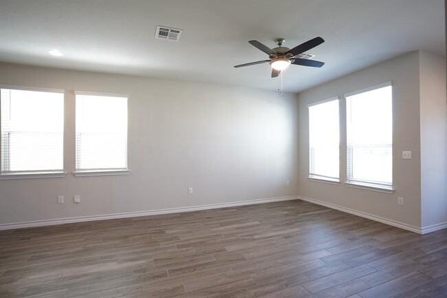 Building Photo - 4708 Star Jasmine Dr