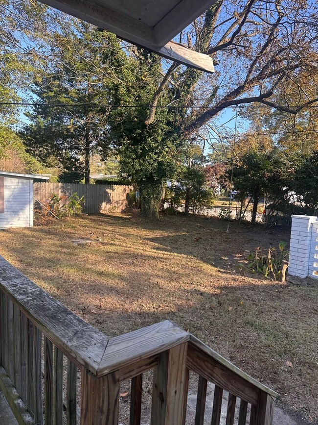 Building Photo - RENTAL HOME 3BD/2BTH