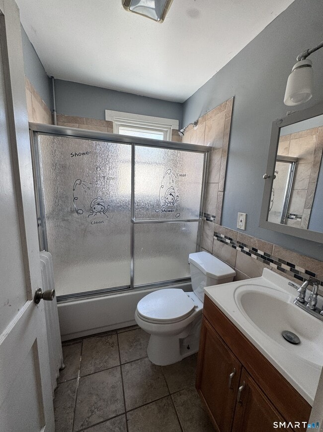 Building Photo - 269 Helen St