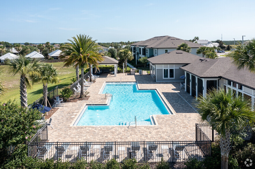 Pool - Atwater Apartments