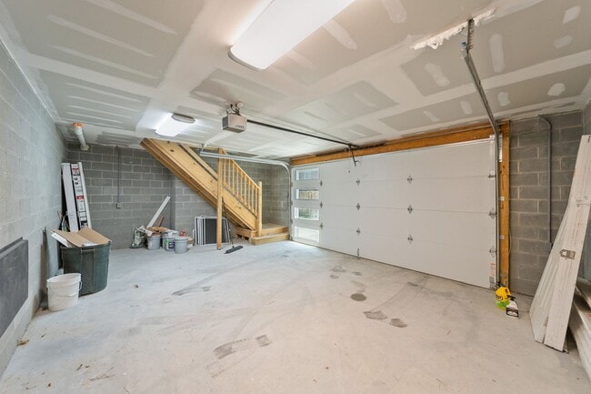 Building Photo - Brand-new condo in the heart of Ocean View.