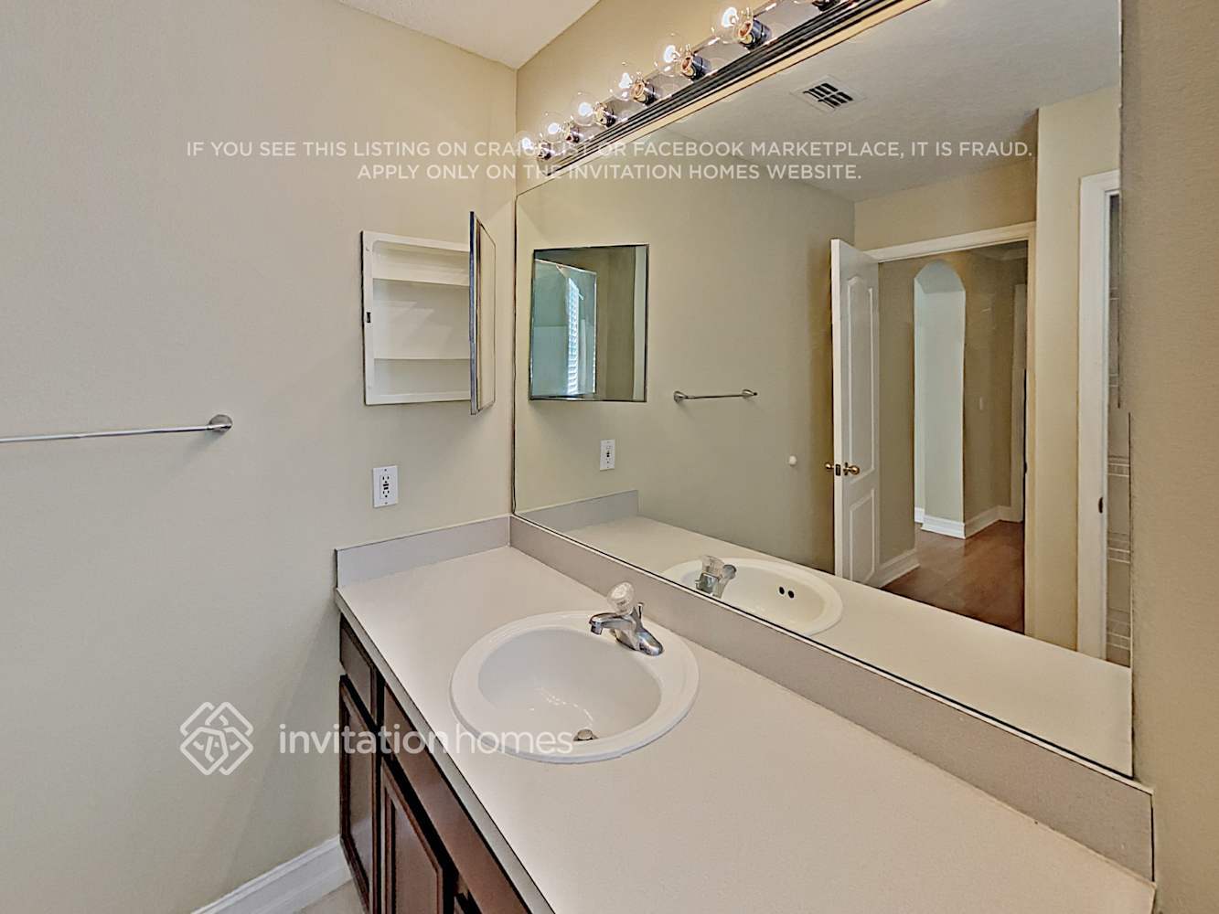 Building Photo - 7015 Buttonbush Loop