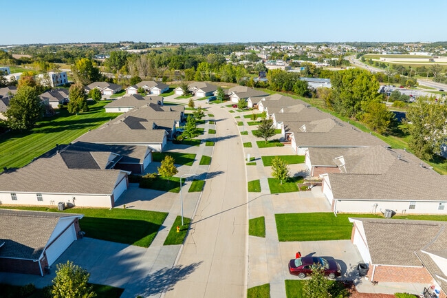 Building Photo - Northwest Village Apartments