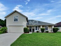 Building Photo - 2533 Royal Pointe Dr